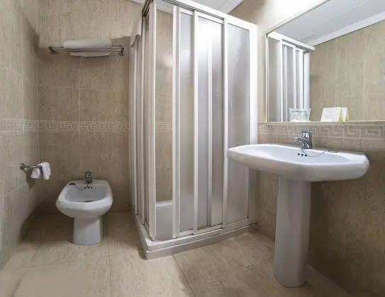 Tek Büyük Yataklı Oda (extra bed)