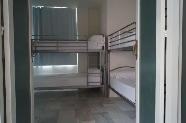 Ortak Ranzalı Oda (4 people - 1 bed)