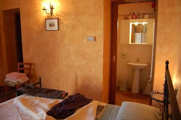 Stüdyo (La Cantina)