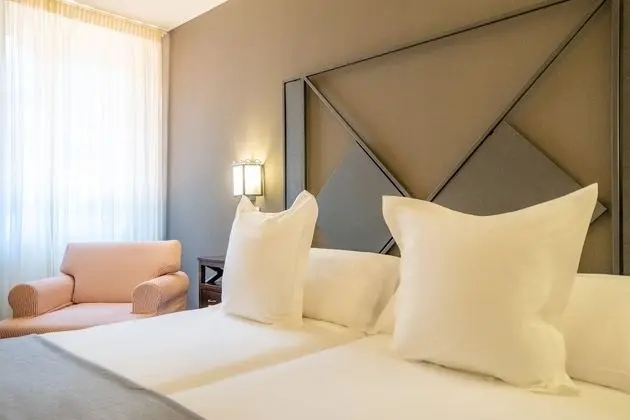 Tek Büyük Yataklı Oda (2 Adults)