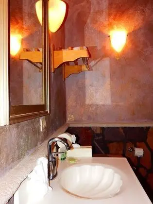 Design Tek Büyük Yataklı Oda, 2 Çift Kişilik Yatak