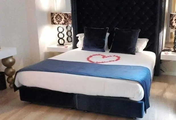 Superior Tek Büyük Yataklı Oda