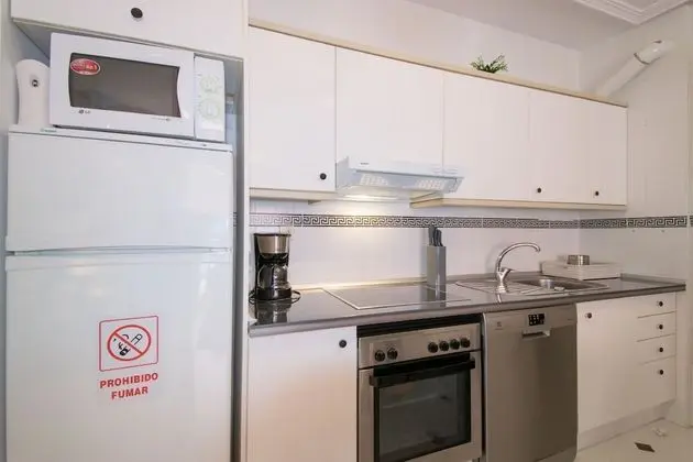 Design Apart Daire, 2 Yatak Odası, Teras, Plaj Kenarı