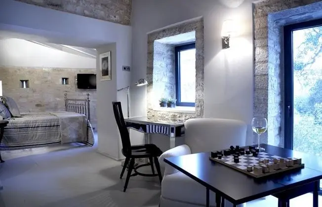 Tower Junior Suite with Garden View