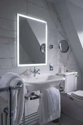 Superior Oda, Manzaralı (Loch View)