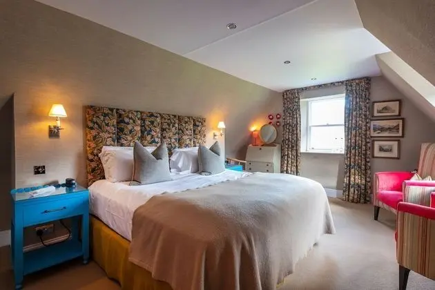 Superior Oda, Manzaralı (Loch View)