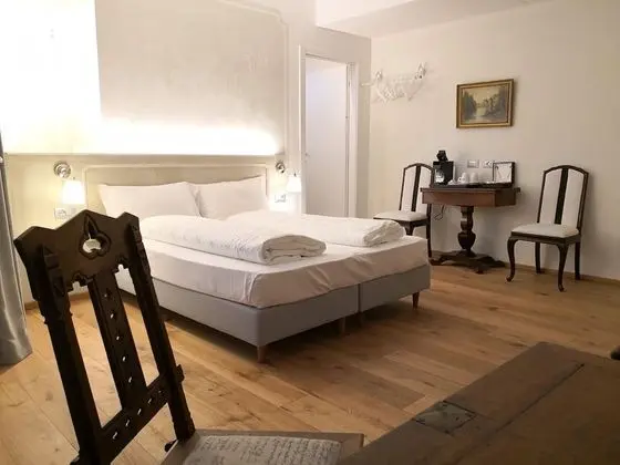 Superior Tek Büyük veya İki Ayrı Yataklı Oda