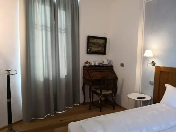 Superior Tek Büyük veya İki Ayrı Yataklı Oda