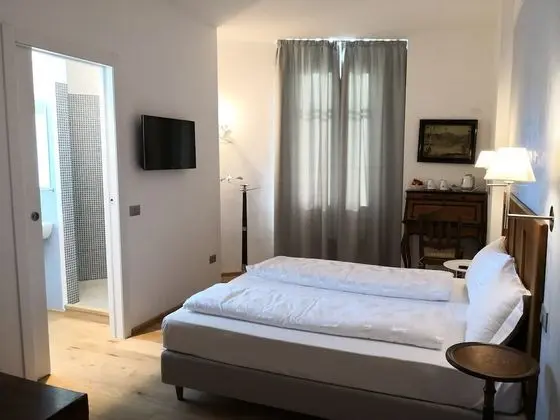 Superior Tek Büyük veya İki Ayrı Yataklı Oda