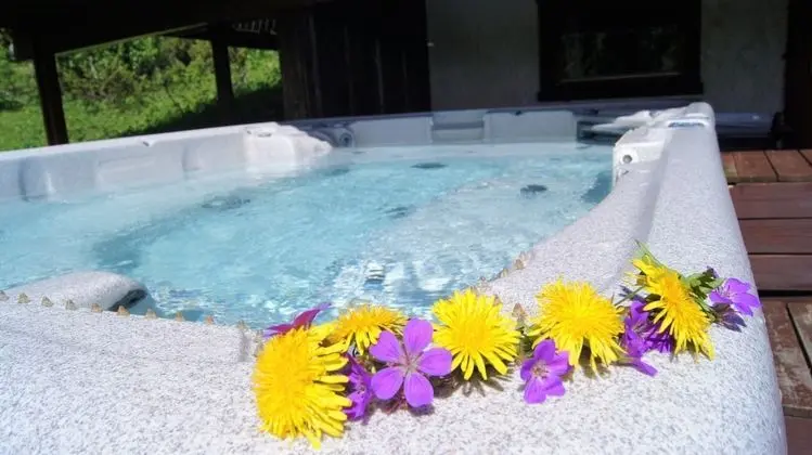 Kulübe, 6 Yatak Odası, Jakuzi (Towel, bed linen & cleaning not incl)