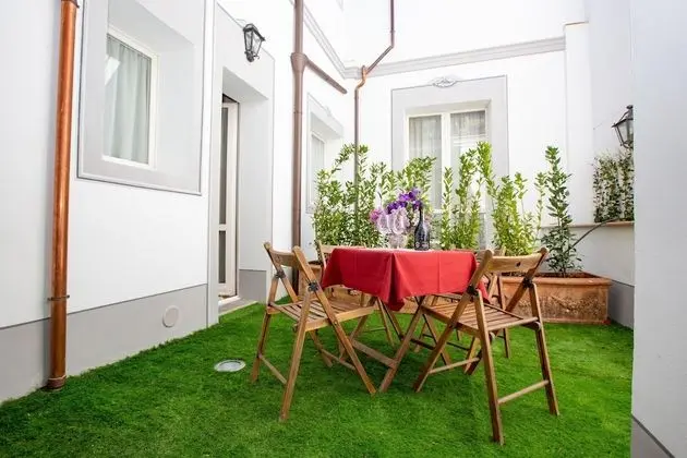 Premium Tek Büyük Yataklı Oda