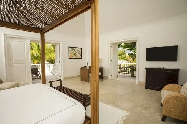 Beach Front Junior Suite