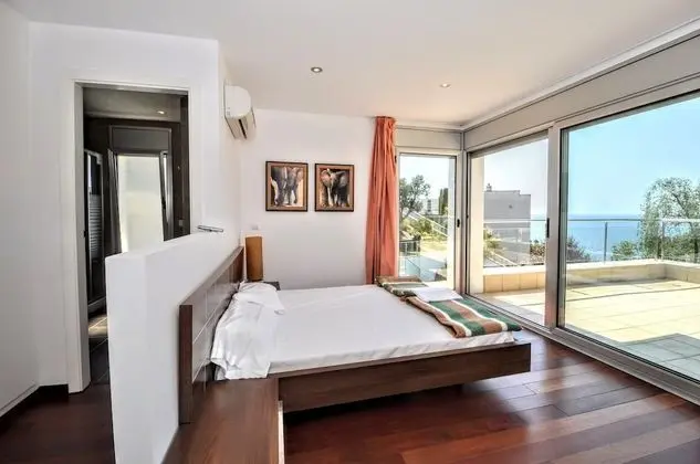 Villa, Kişiye Özel Havuzlu, Deniz Manzaralı