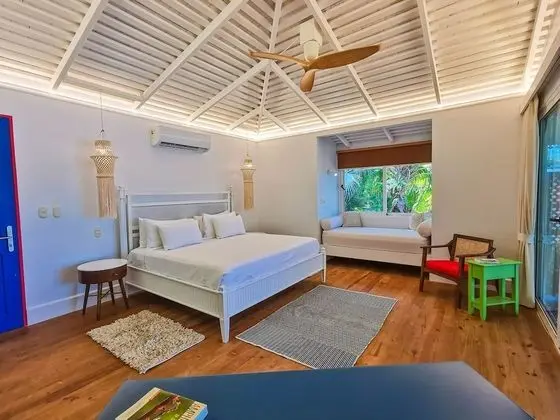 Miss Evelyn Balcony Suites