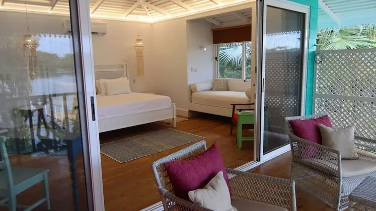 Miss Evelyn Balcony Suites