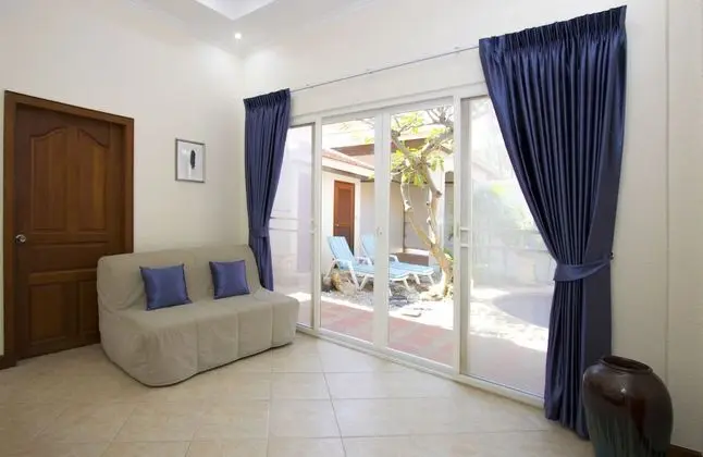 Deluxe 2 bedroom villa with private pool and jacuzzi