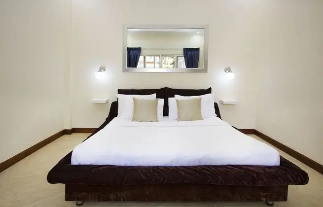 Deluxe 2 bedroom villa with private pool and jacuzzi