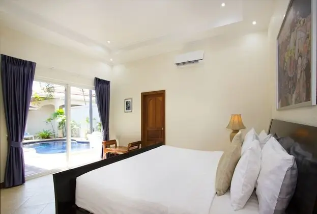 Deluxe 2 bedroom villa with private pool and jacuzzi
