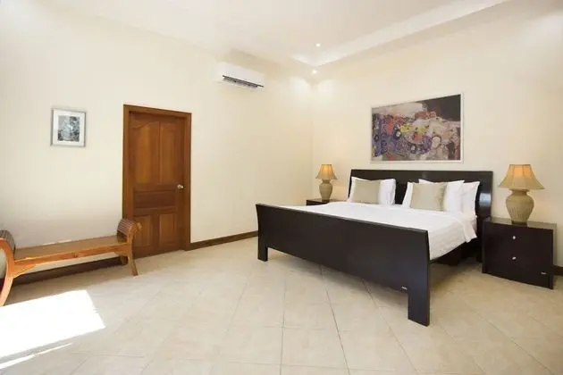 Deluxe 2 bedroom villa with private pool and jacuzzi