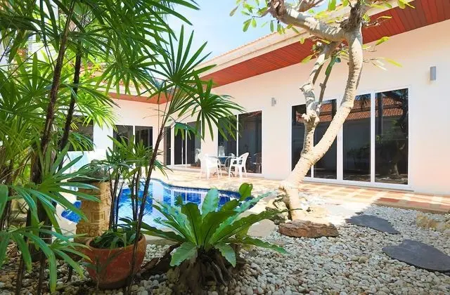 Deluxe 2 bedroom villa with private pool and jacuzzi