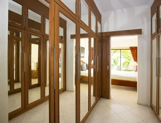 Superior 2 bedroom villa with private pool and jacuzzi