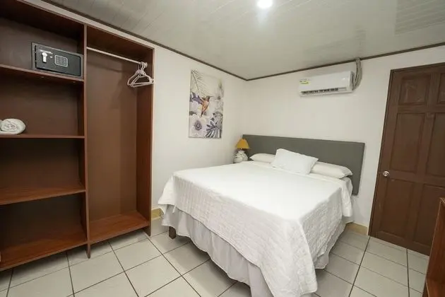 Comfort Tek Büyük Yataklı Oda, 1 Çift Kişilik Yatak, Veranda (With AC)