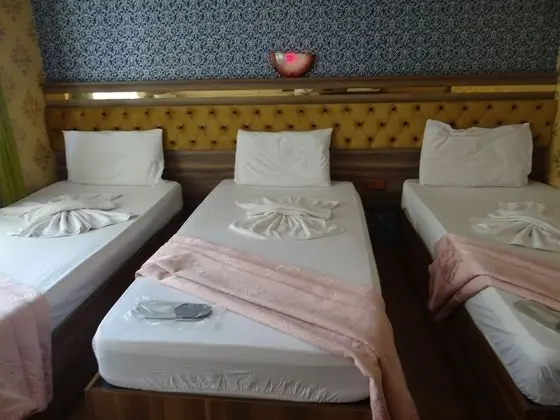 Standard Üç Kişilik Oda