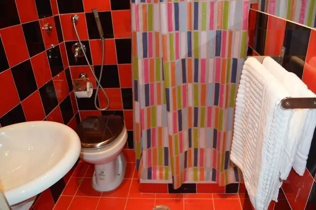 Comfort Tek Büyük Yataklı Oda, 1 Büyük (Queen) Boy Yatak, Sigara İçilebilir, Şehir Manzaralı