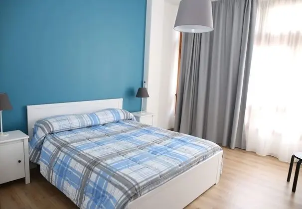 Basic Tek Büyük Yataklı Oda, Ortak Banyo