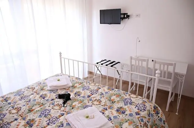 Comfort Tek Büyük Yataklı Oda