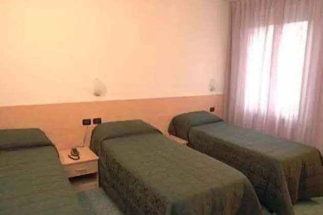 Classic Üç Kişilik Oda, 3 Tek Kişilik Yatak, Sigara İçilmez