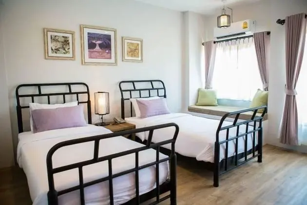 Standard, Twin Bed Room