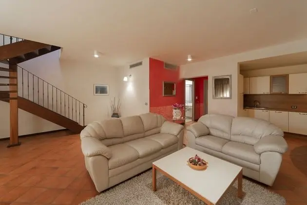 Romantic Süit, Sıcak Su Havuzu