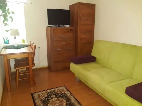 Üç Kişilik Oda, Ortak Banyo