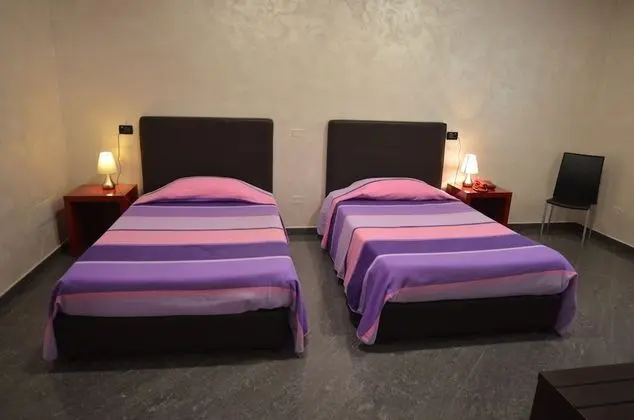 Tek Büyük veya İki Ayrı Yataklı Oda