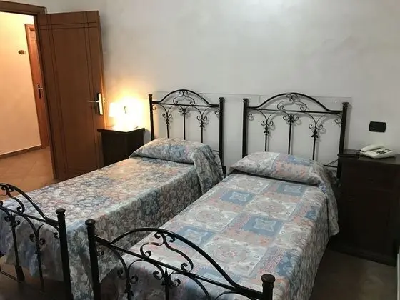 Tek Büyük veya İki Ayrı Yataklı Oda