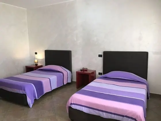 Tek Büyük veya İki Ayrı Yataklı Oda