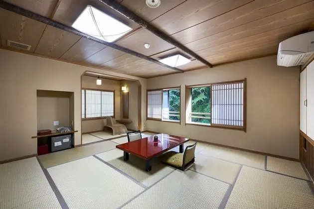 Traditional Oda, Nehir Manzaralı (Japanese Style, Open Air Bath)