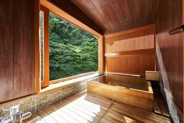Traditional Oda, Nehir Manzaralı (Japanese Style, Open Air Bath)