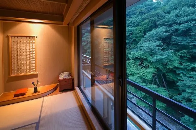 Traditional Oda, Nehir Manzaralı ( Japanese Style, Open Air Bath)