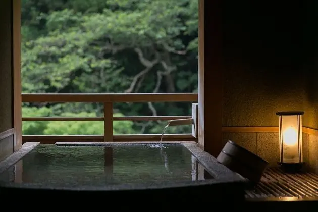 Traditional Oda, Nehir Manzaralı ( Japanese Style, Open Air Bath)