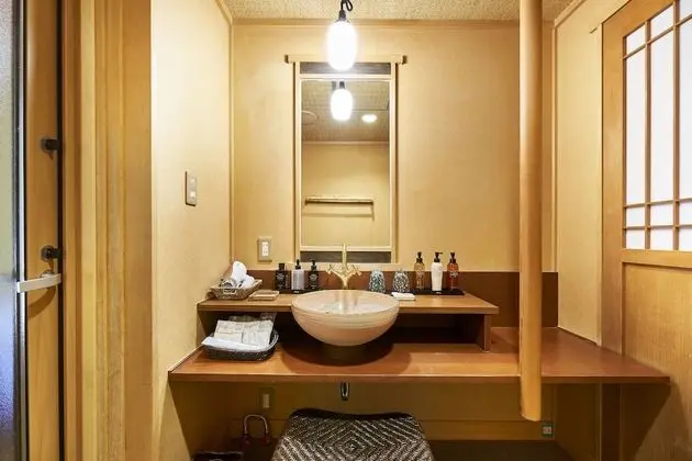 Traditional Oda, Nehir Manzaralı ( Japanese Style, Open Air Bath)