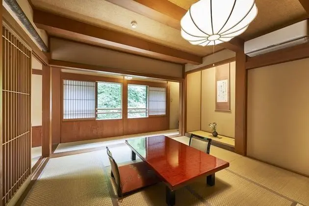 Traditional Oda, Nehir Manzaralı (Standard Japanese Style)