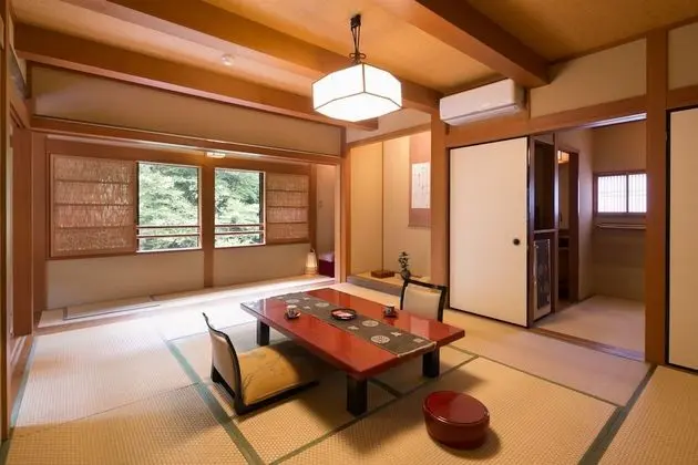 Traditional Oda, Nehir Manzaralı (Standard Japanese Style)