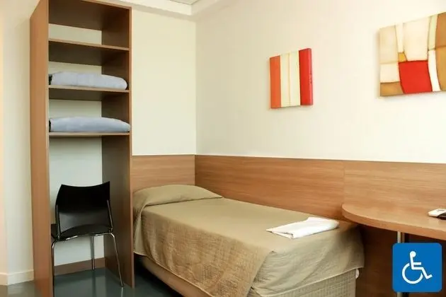 Apartamento Adaptado (2 camas de solteiro)