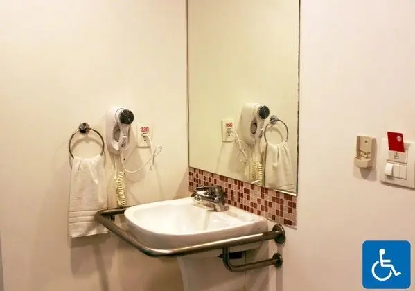 Apartamento Adaptado (2 camas de solteiro)