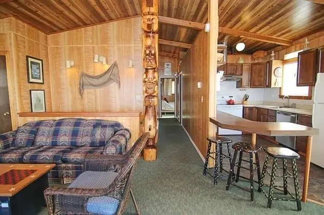 Ev, Birden Çok Yatak (Totem House)