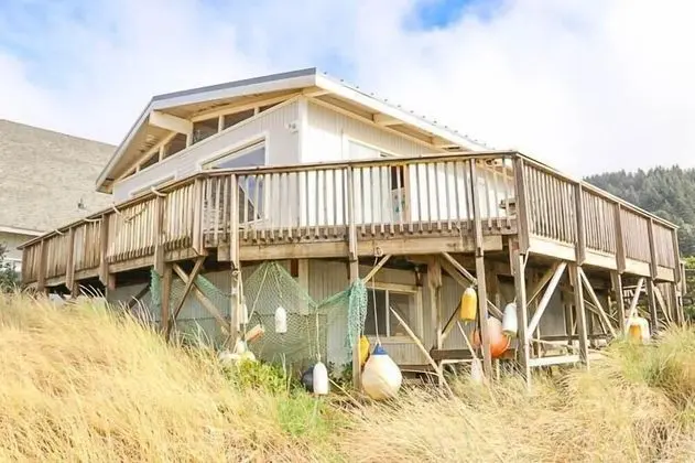 Ev, Birden Çok Yatak (Totem House)