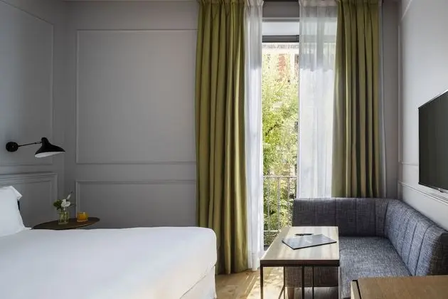 Deluxe Büyük Yataklı Tek Kişilik Oda