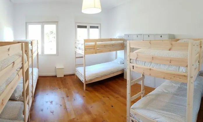 Ortak Ranzalı Oda, Karma Ranzalı Oda, Ortak Banyo (1 bed in a 4-Bed Dormitory Room)